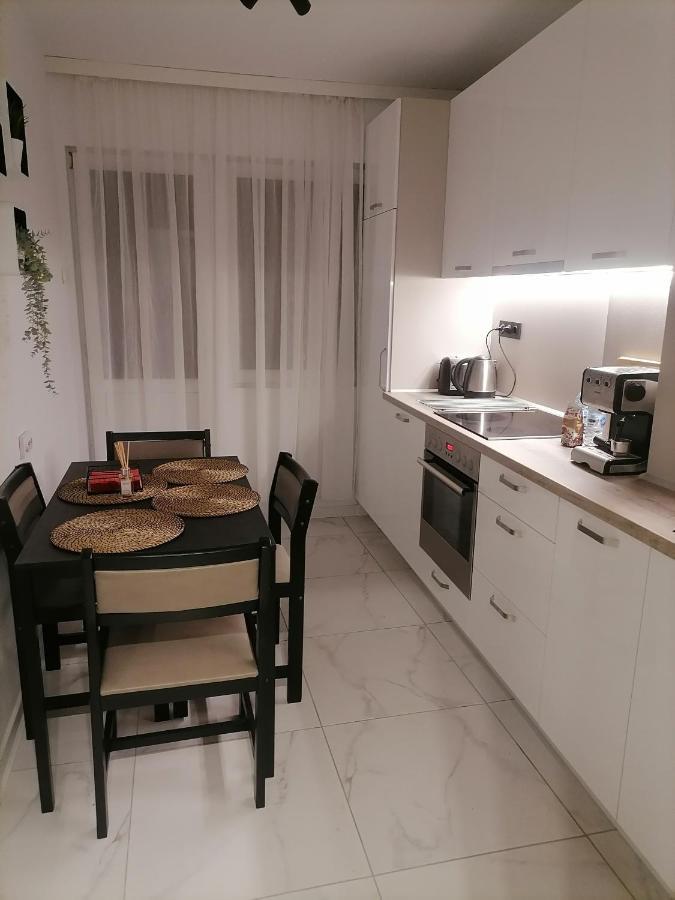 Black Sea Apartment *